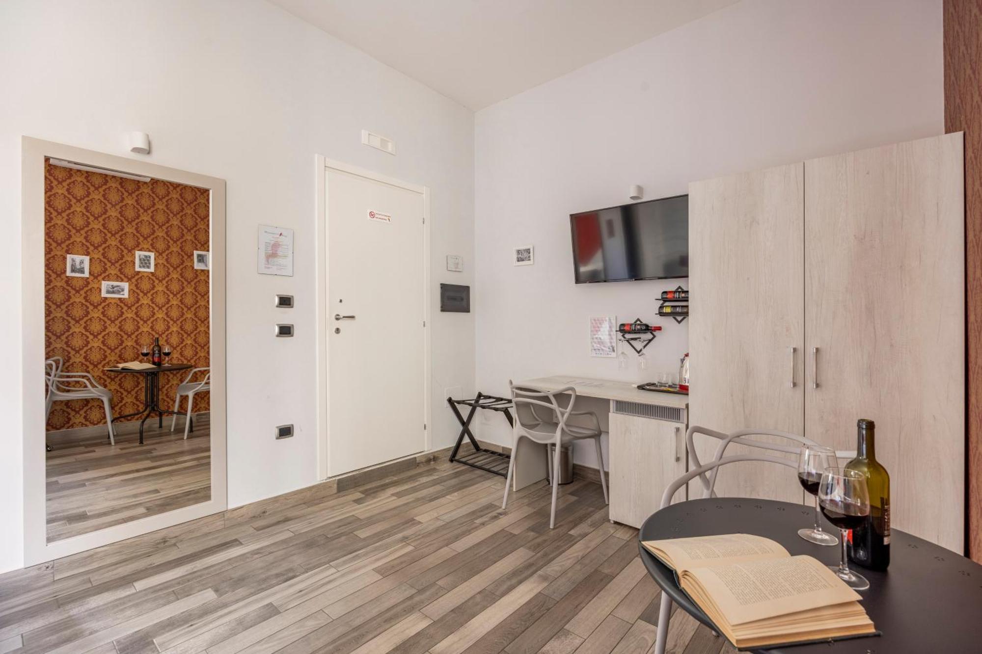 Scaramantico Rooms Naples Exterior photo