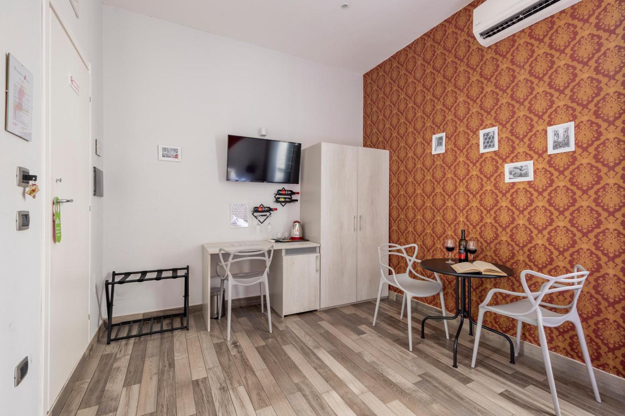 Scaramantico Rooms Naples Exterior photo